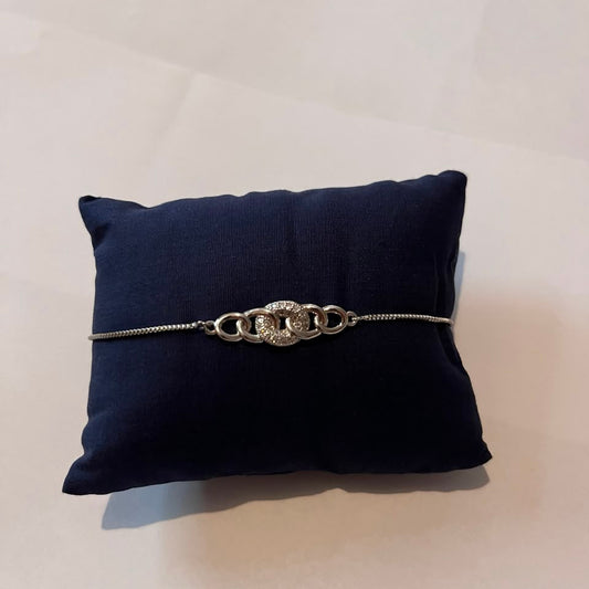 Stainless Steel Bolo Bracelet – Adjustable Interlocking Ring Bracelet for Women