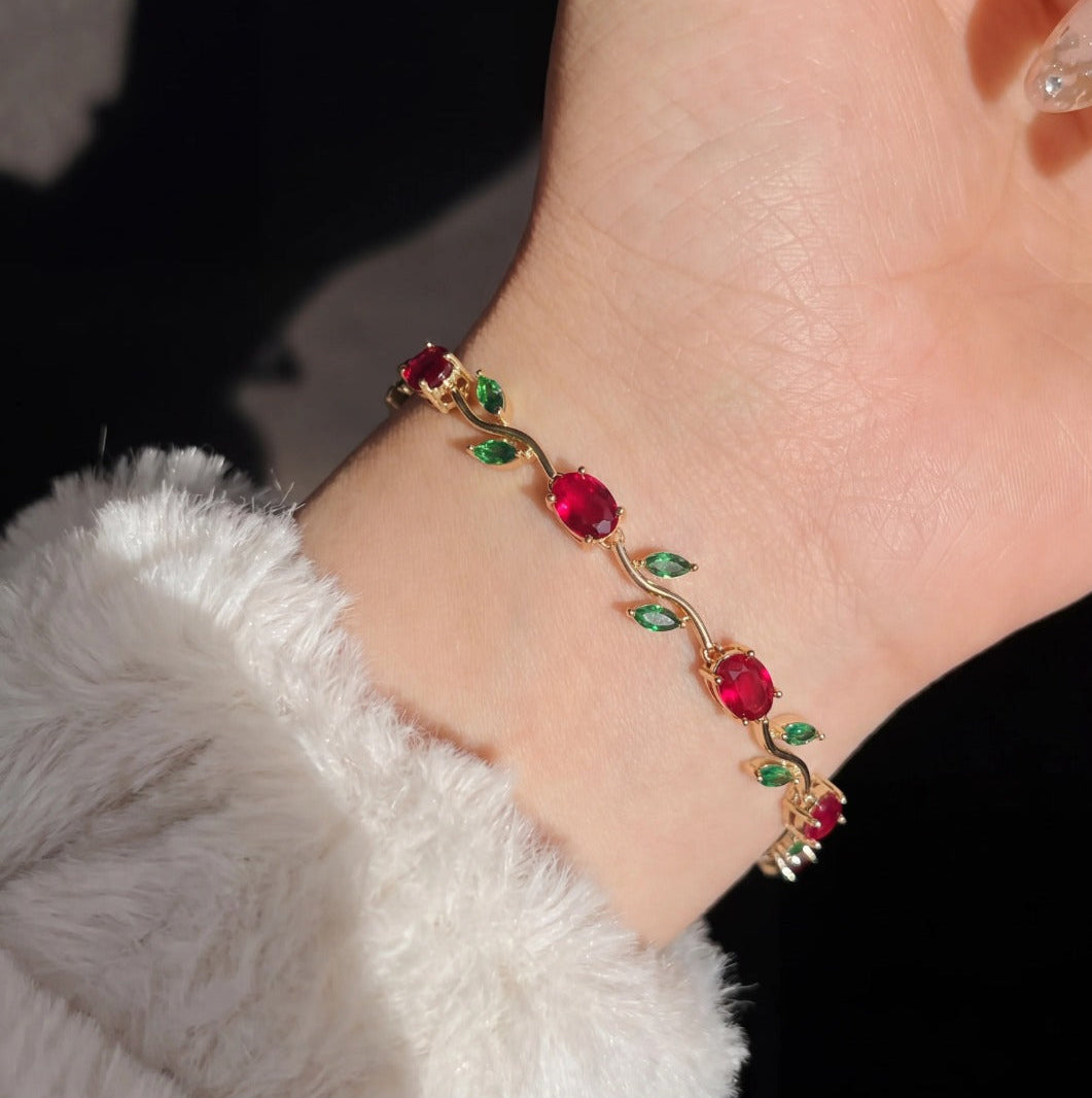 Gold Vine Leaf Bracelet – Stainless Steel Crystal Tulip Bracelet with Toggle Clasp