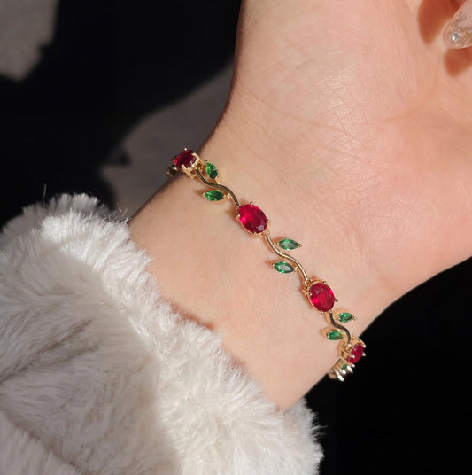 Gold Vine Leaf Bracelet – Stainless Steel Crystal Tulip Bracelet with Toggle Clasp